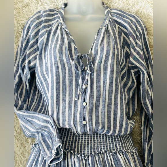 Rails stripped 💙Gauze Long Sleeve mini Dress
Elastic waist - Picture 3 of 9